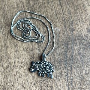 925 LA sterling silver elephant pendant necklace jewelry